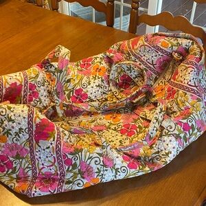 XXL Vera Bradley Tea Garden Duffel Bag